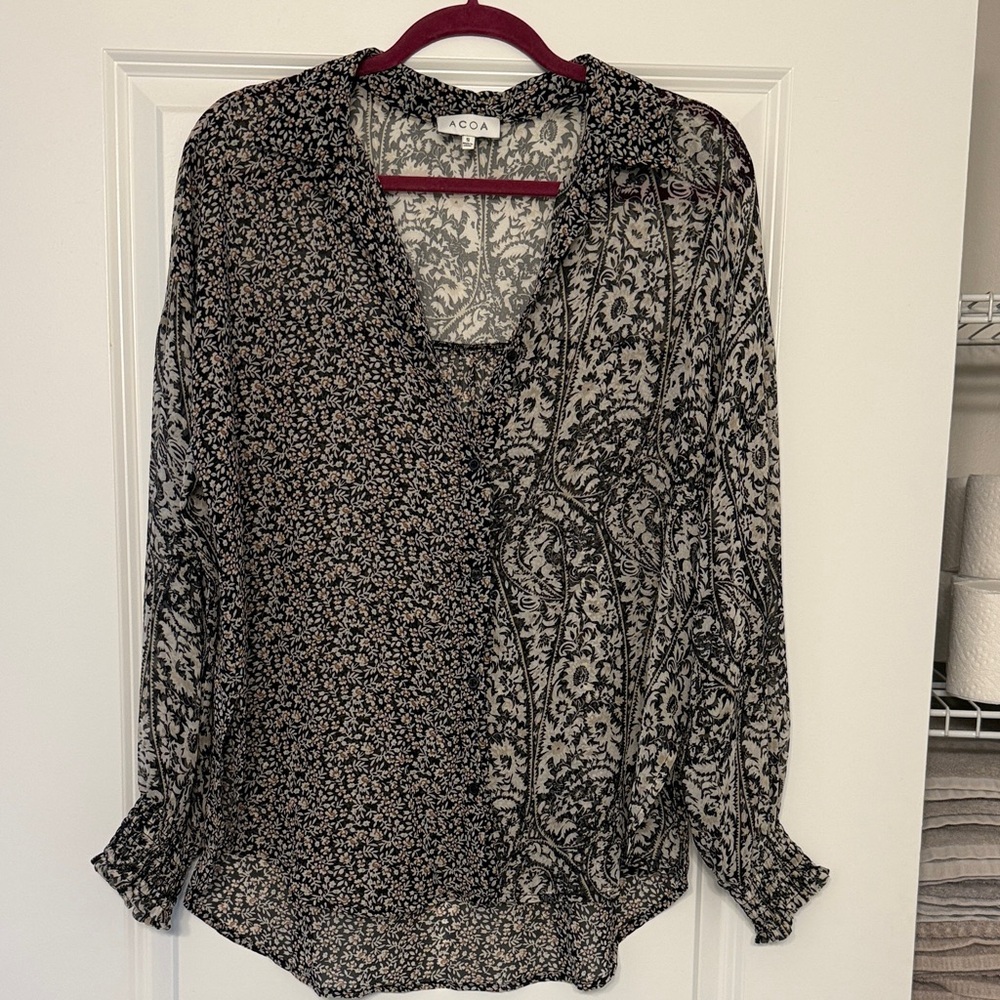 Black and White Floral Women's Top